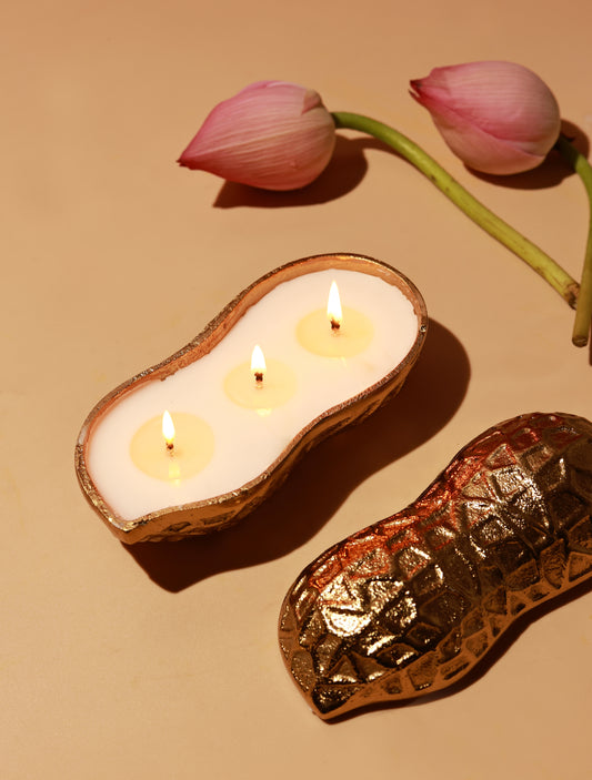 Moongfali Candle